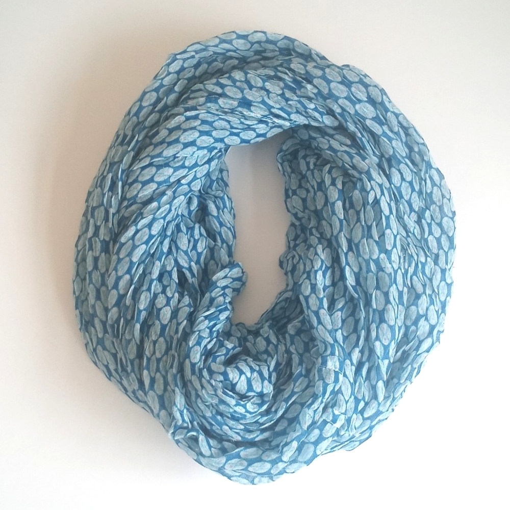 Beautiful Large Sky Blue Infinity Scarf Delicate Circular Motif Blue Aqua, Pink